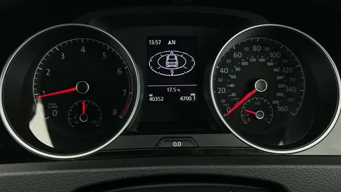 Thumbnail image for the Volkswagen Golf 1.5 TSI EVO R-Line Edition