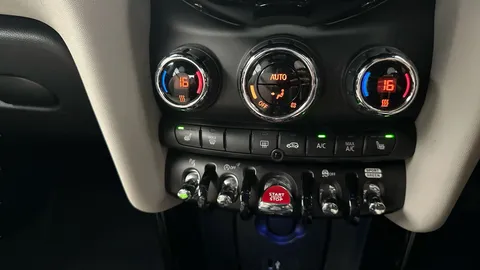 Thumbnail image for the Mini Hatch 1.5 Cooper Exclusive