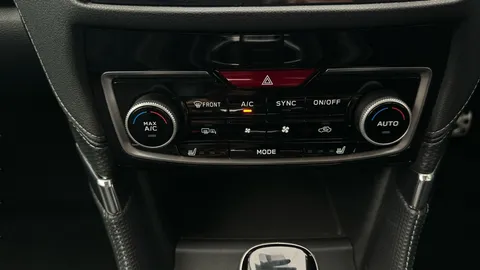 Thumbnail image for the Subaru Forester 2.0 i e-Boxer XE Premium    Lineartronic 4WD
