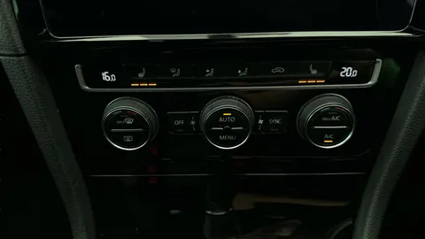 Thumbnail image for the Volkswagen Golf 1.5 TSI EVO R-Line Edition