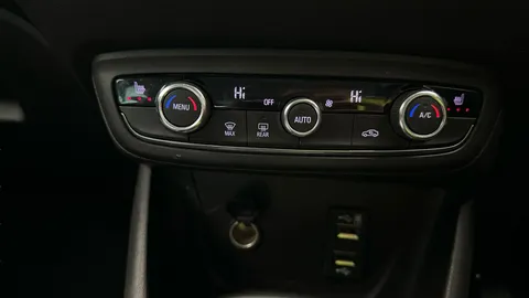 Thumbnail image for the Vauxhall Crossland 1.2 Turbo Ultimate Nav