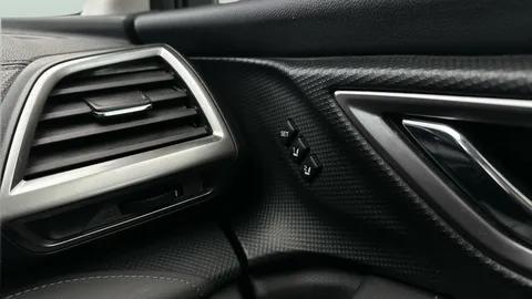 Thumbnail image for the Subaru Forester 2.0 i e-Boxer XE Premium    Lineartronic 4WD