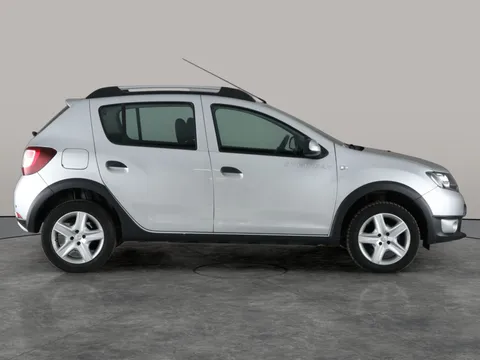 Thumbnail image for the Dacia Sandero Stepway 0.9 TCe Laureate