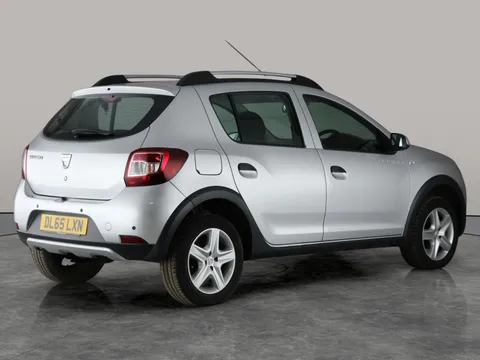 Thumbnail image for the Dacia Sandero Stepway 0.9 TCe Laureate