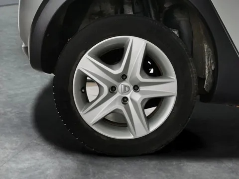 Thumbnail image for the Dacia Sandero Stepway 0.9 TCe Laureate