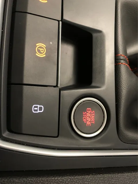 Thumbnail image for the SEAT Leon 1.5 TSI EVO FR