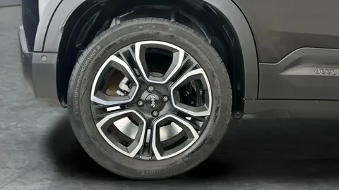 Thumbnail image for the Jeep Avenger 1.2 Summit