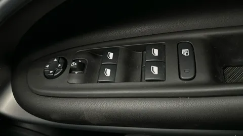 Thumbnail image for the Jeep Avenger 1.2 Summit