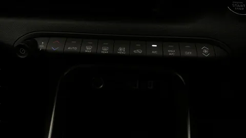 Thumbnail image for the Jeep Avenger 1.2 Summit