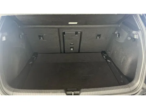 Thumbnail image for the Volkswagen Golf 1.5 eTSI MHEV R-Line    DSG