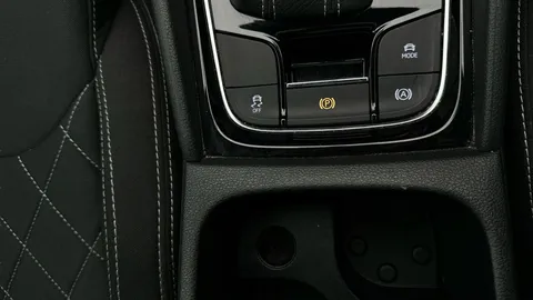Thumbnail image for the Škoda Karoq 1.5 TSI ACT SportLine   DSG
