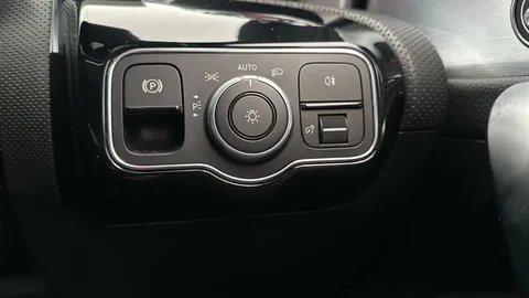 Thumbnail image for the Mercedes-Benz A-Class 2.0 A35 AMG (Premium Plus)   SpdS DCT 4MATIC
