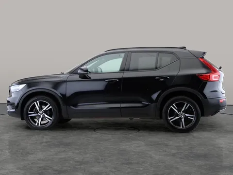 Thumbnail image for the Volvo XC40 2.0 B3 MHEV Plus    DCT
