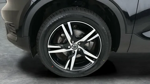 Thumbnail image for the Volvo XC40 2.0 B3 MHEV Plus    DCT
