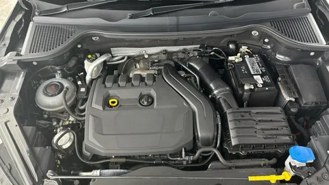 Thumbnail image for the Škoda Karoq 1.5 TSI ACT SportLine   DSG