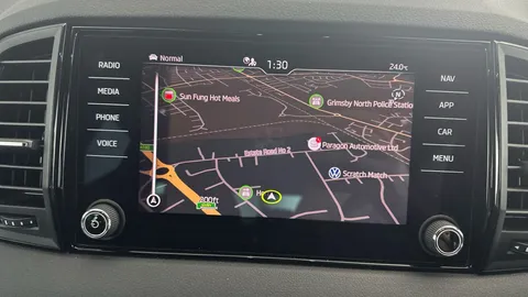 Thumbnail image for the Škoda Karoq 1.5 TSI ACT SportLine   DSG