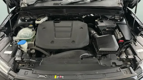 Thumbnail image for the Volvo XC40 2.0 B3 MHEV Plus    DCT