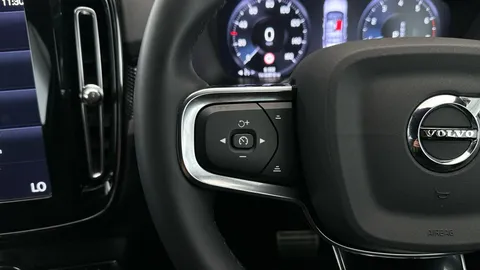 Thumbnail image for the Volvo XC40 2.0 B3 MHEV Plus    DCT
