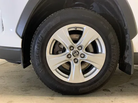 Thumbnail image for the Toyota RAV4 2.5 VVT-h GPF Icon    CVT