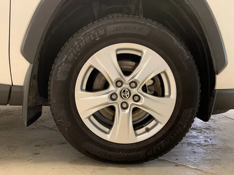 Thumbnail image for the Toyota RAV4 2.5 VVT-h GPF Icon    CVT