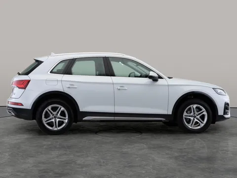Thumbnail image for the Audi Q5 2.0 TDI 40 Sport   S Tronic quattro