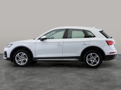 Thumbnail image for the Audi Q5 2.0 TDI 40 Sport   S Tronic quattro