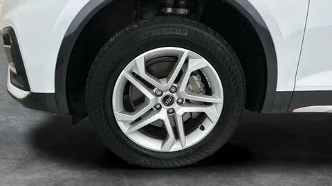 Thumbnail image for the Audi Q5 2.0 TDI 40 Sport   S Tronic quattro