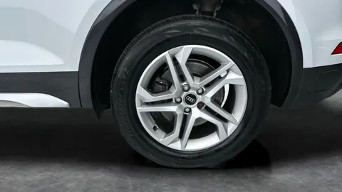 Thumbnail image for the Audi Q5 2.0 TDI 40 Sport   S Tronic quattro