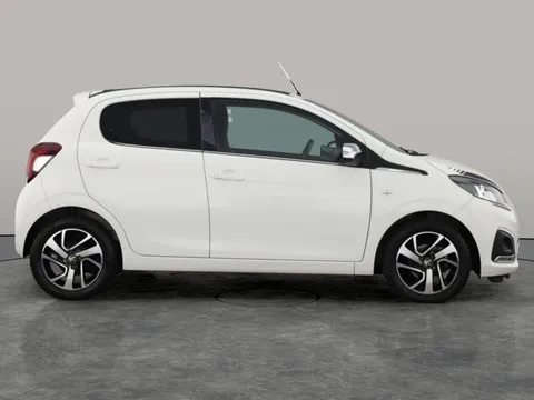 Thumbnail image for the Peugeot 108 1.0 Collection Top!