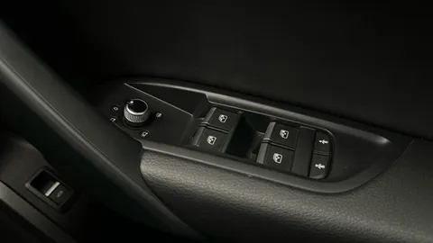 Thumbnail image for the Audi Q5 2.0 TDI 40 Sport   S Tronic quattro