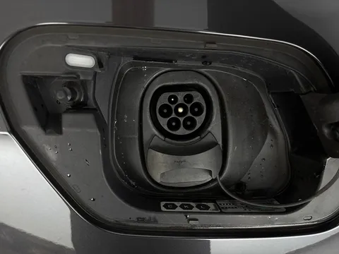 Thumbnail image for the Volkswagen Id.3 Pro Performance 58kWh Family