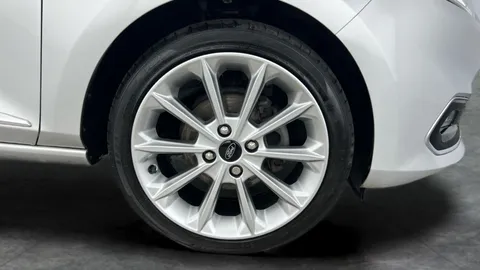 Thumbnail image for the Ford Fiesta 1.0T EcoBoost GPF Vignale