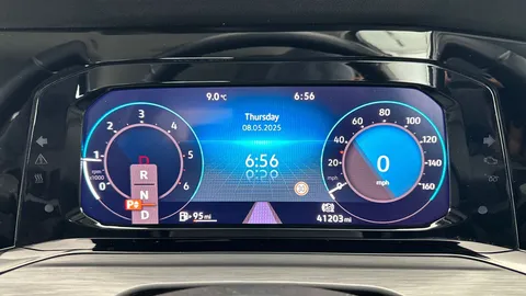 Thumbnail image for the Volkswagen Golf 2.0 TDI Style   DSG