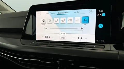 Thumbnail image for the Volkswagen Golf 2.0 TDI Style   DSG