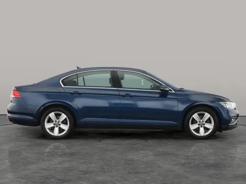 Thumbnail image for the Volkswagen Passat 2.0 TDI EVO SE Nav