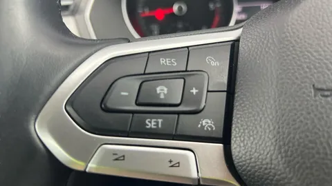 Thumbnail image for the Volkswagen Passat 2.0 TDI EVO SE Nav