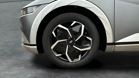 Thumbnail image for the Hyundai Ioniq 5 73kWh Premium
