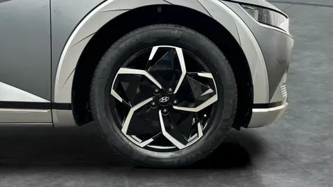 Thumbnail image for the Hyundai Ioniq 5 73kWh Premium