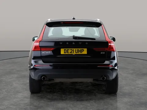 Thumbnail image for the Volvo XC60 2.0 B5 MHEV Momentum