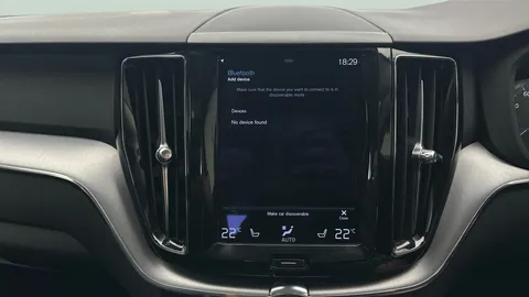 Thumbnail image for the Volvo XC60 2.0 B5 MHEV Momentum