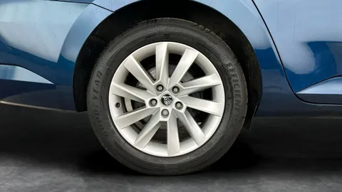Thumbnail image for the Škoda Superb 2.0 TDI SE Technology   DSG