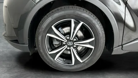 Thumbnail image for the Toyota C-HR 1.8 VVT-h GPF Icon    CVT