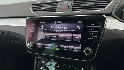 Thumbnail image for the Škoda Superb 2.0 TDI SE Technology   DSG