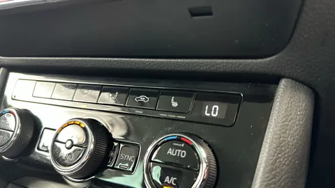 Thumbnail image for the Škoda Superb 2.0 TDI SE Technology   DSG