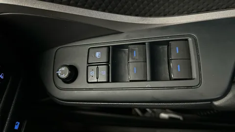 Thumbnail image for the Toyota C-HR 1.8 VVT-h GPF Icon    CVT