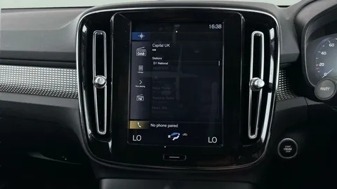 Thumbnail image for the Volvo XC40 1.5h T5 Twin Engine Recharge 10.7kWh R-Design   Plug-in