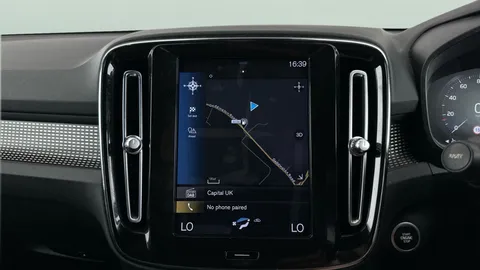 Thumbnail image for the Volvo XC40 1.5h T5 Twin Engine Recharge 10.7kWh R-Design   Plug-in
