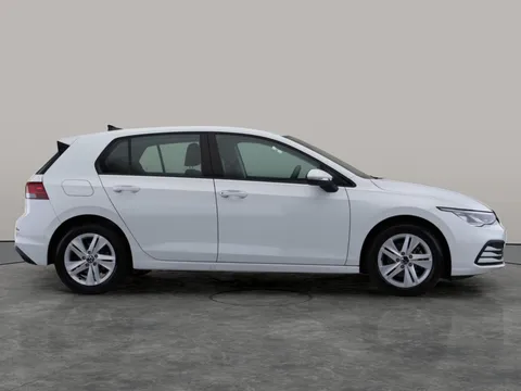 Thumbnail image for the Volkswagen Golf 1.5 TSI Life