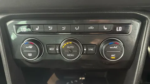 Thumbnail image for the Volkswagen Tiguan 1.5 TSI EVO R-Line Tech   DSG