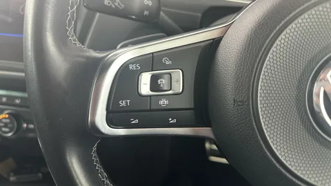 Thumbnail image for the Volkswagen Tiguan 1.5 TSI EVO R-Line Tech   DSG